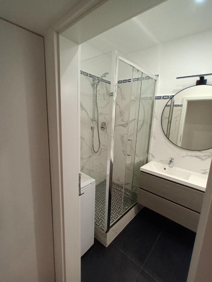 Duna River Shining Apartments بودابست المظهر الخارجي الصورة