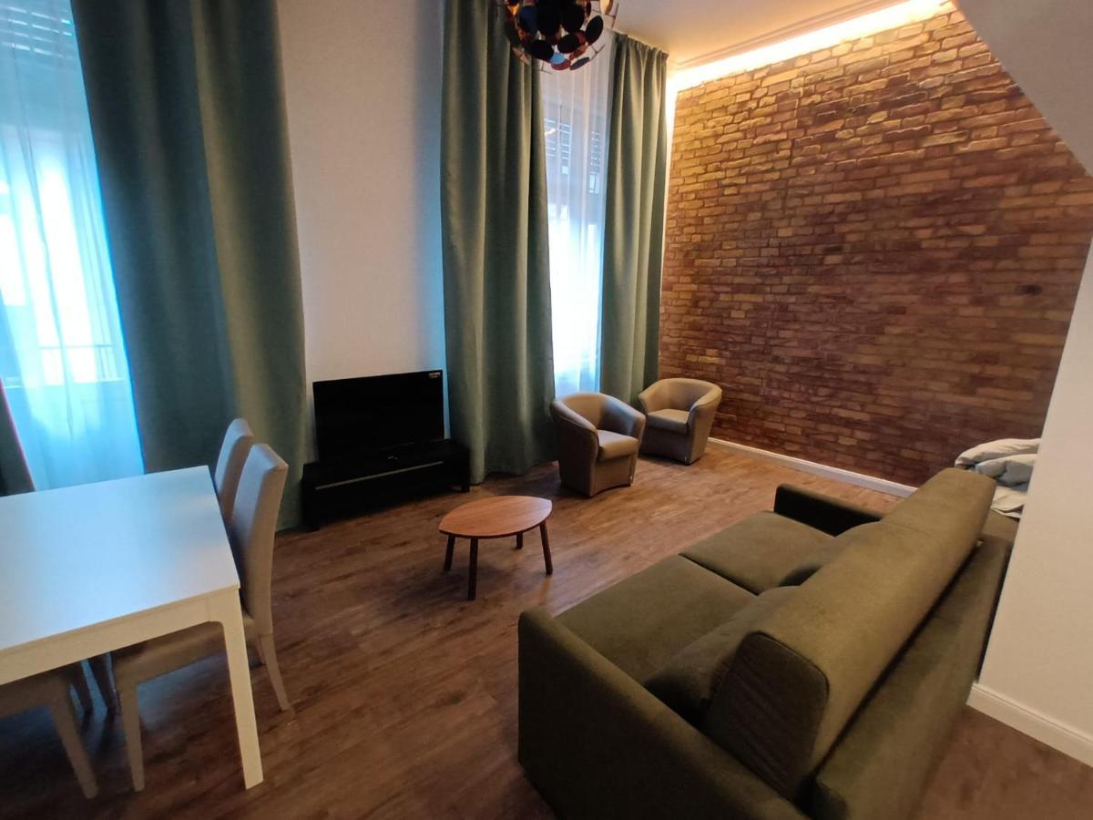 Duna River Shining Apartments بودابست المظهر الخارجي الصورة