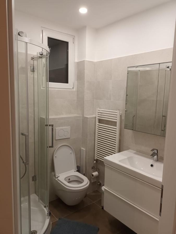Duna River Shining Apartments بودابست المظهر الخارجي الصورة